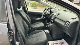 Lízing Sedan Mazda 2 2014