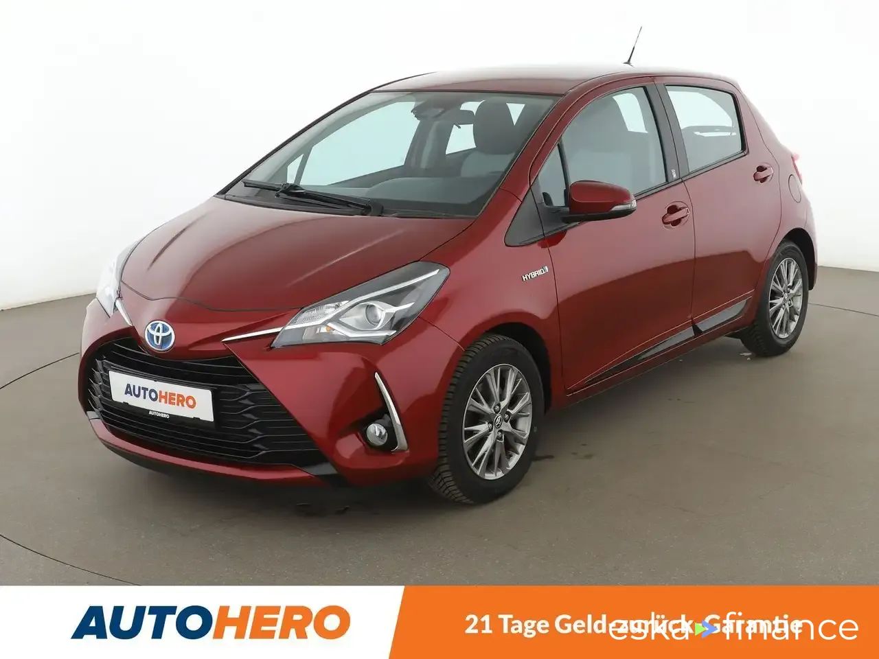 Leasing Hatchback Toyota Yaris 2017