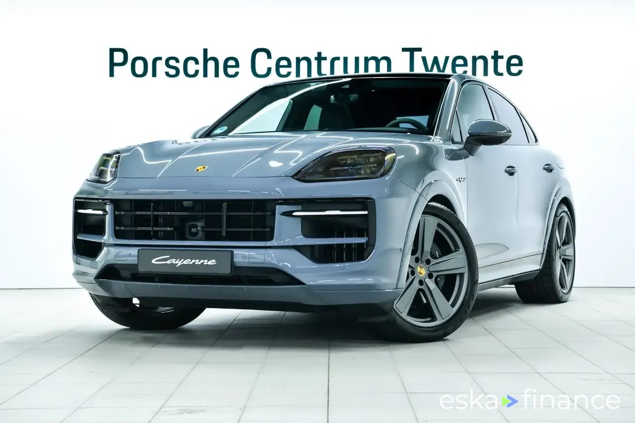 Lízing Kupé Porsche Cayenne 2023