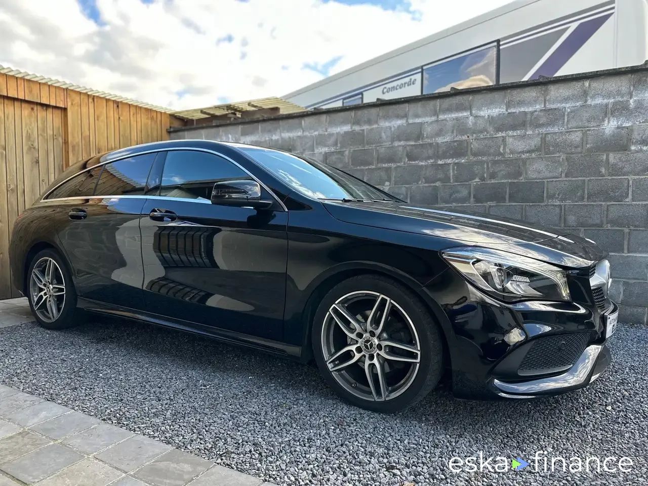 Finansowanie Wóz MERCEDES CLA 180 2017