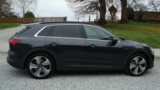 Leasing SUV Audi e-tron 2021