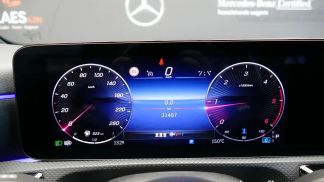 Lízing Hatchback MERCEDES A 180 2023