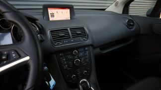 Leasing Hatchback Opel Meriva 2016