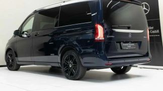 Financování Hatchback MERCEDES V 220 2021