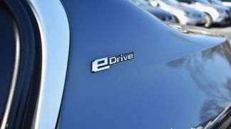 Lízing Sedan BMW 330 2016
