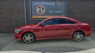 Lízing Sedan MERCEDES CLA 200 2013