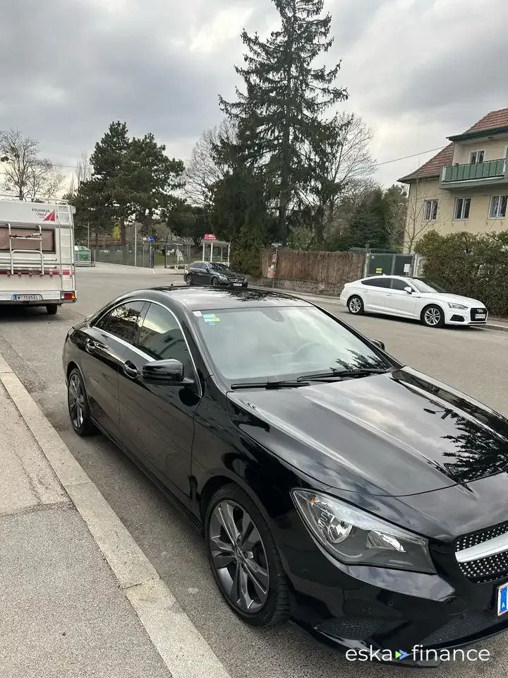Financování Kupé MERCEDES CLA 200 2013