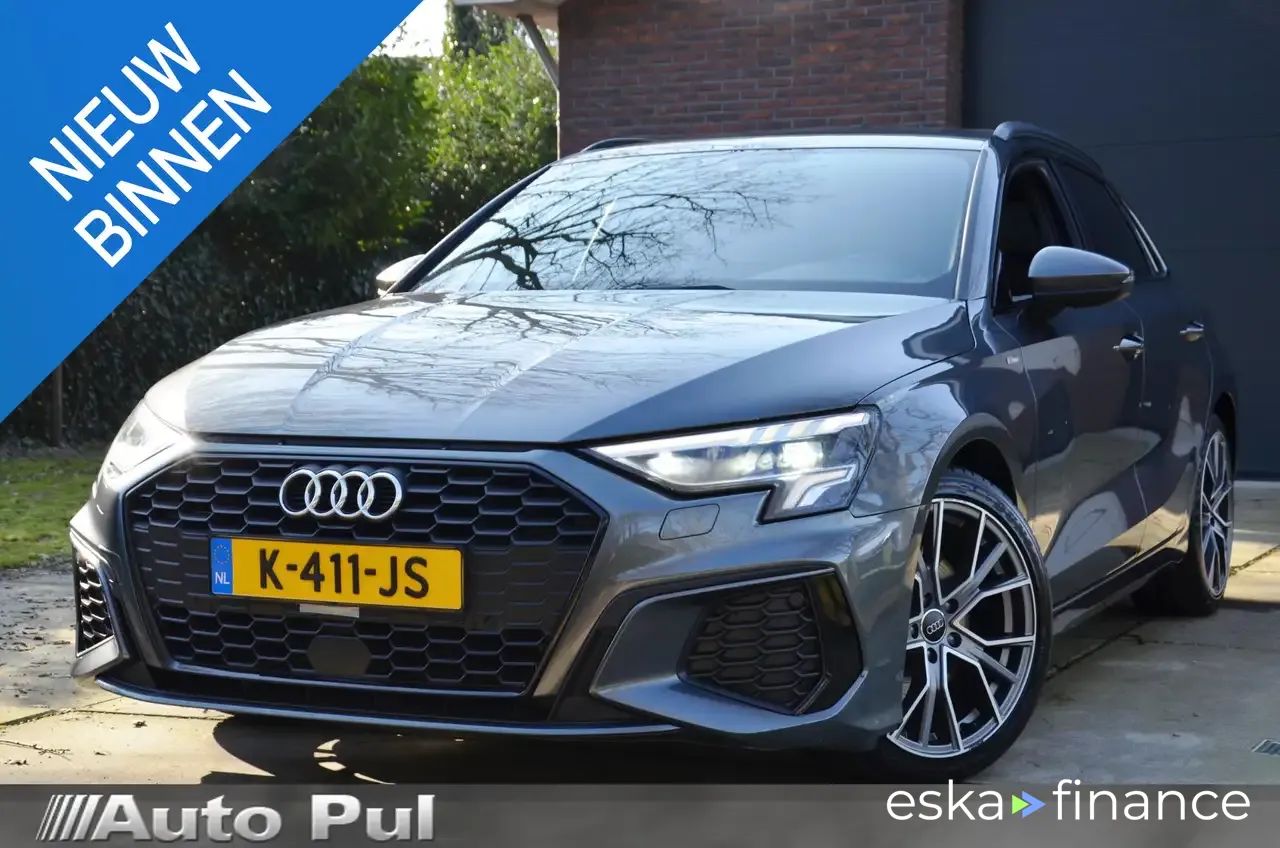 Financování Hatchback Audi A3 2021