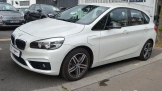 Lízing Hatchback BMW 225 2016