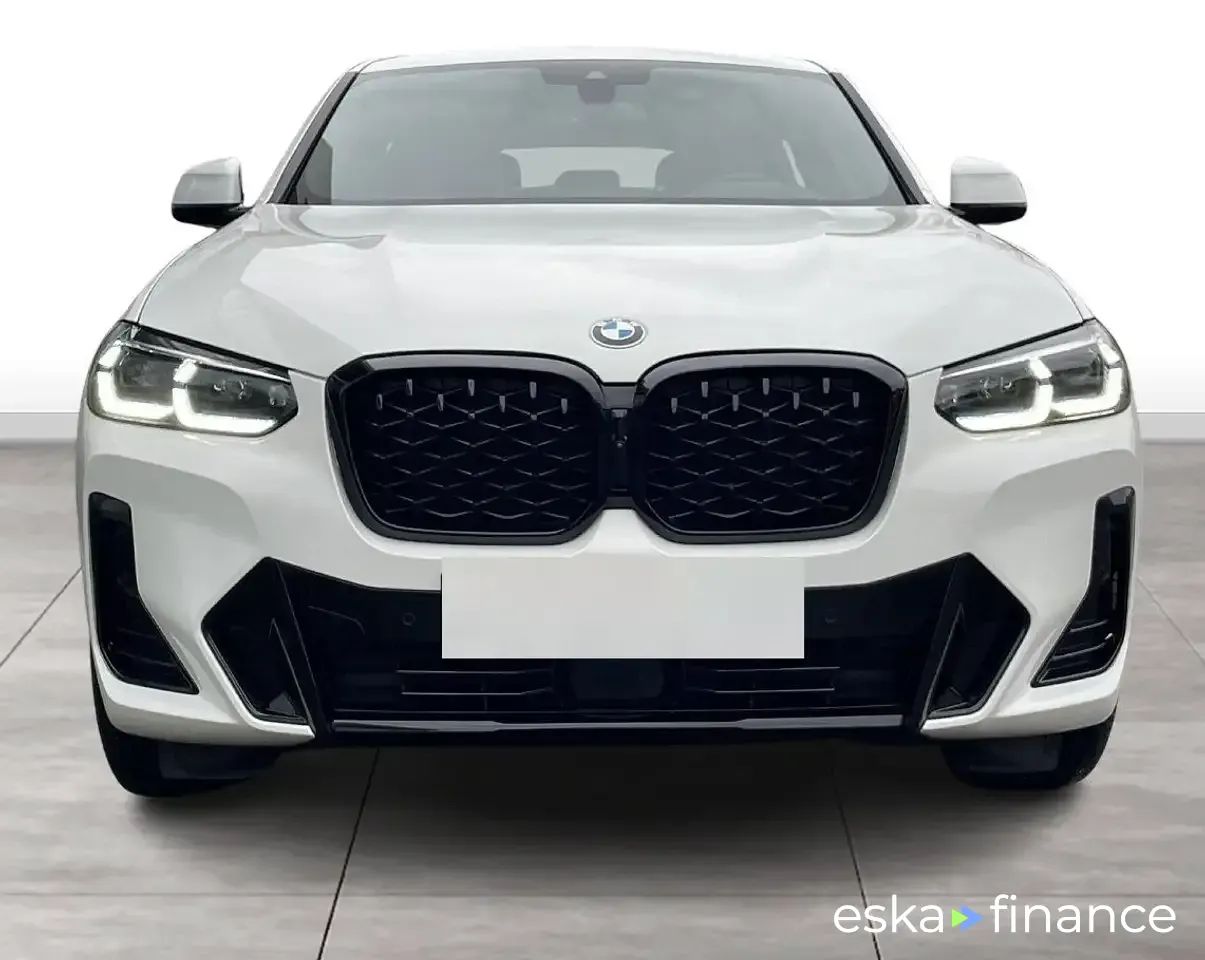Lízing SUV BMW X4 2024