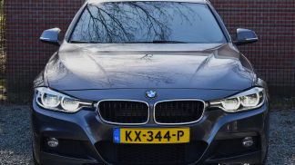 Lízing Sedan BMW 330 2016
