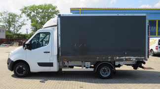 Speciální nákladní automobil Renault Master 2018