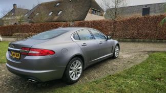 Lízing Sedan Jaguar XF 2012