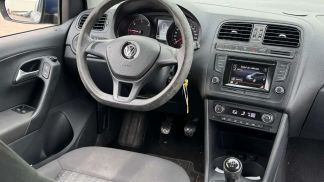 Financování Sedan Volkswagen Polo 2015
