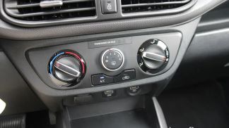 Leasing Hatchback Hyundai i10 2022