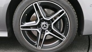 Lízing Sedan MERCEDES CLA 250 2024