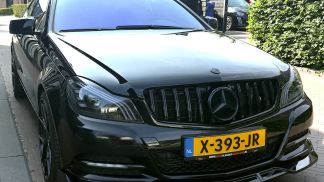 Finansowanie Coupé MERCEDES C 180 2011