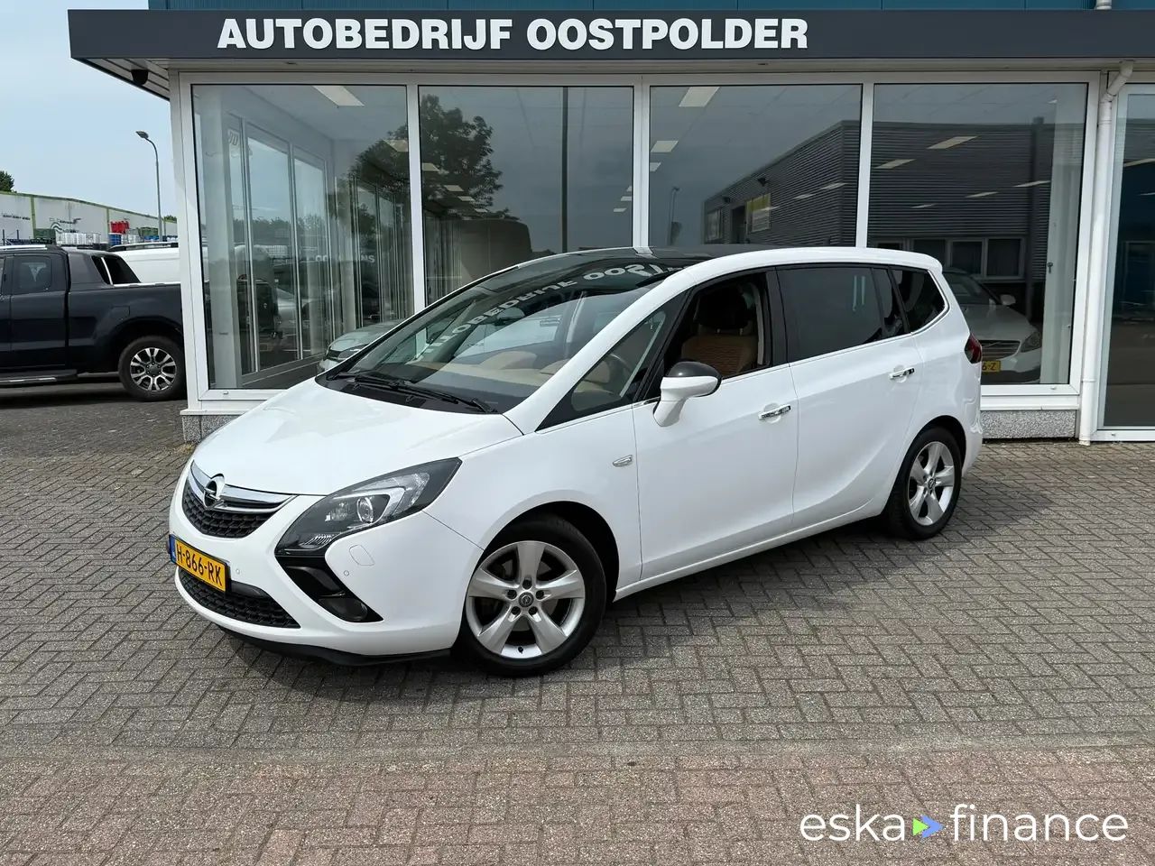 Lízing Hatchback Opel Zafira Tourer 2012