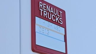 Finansowanie Ciągnik siodłowy Renault T 480 2023