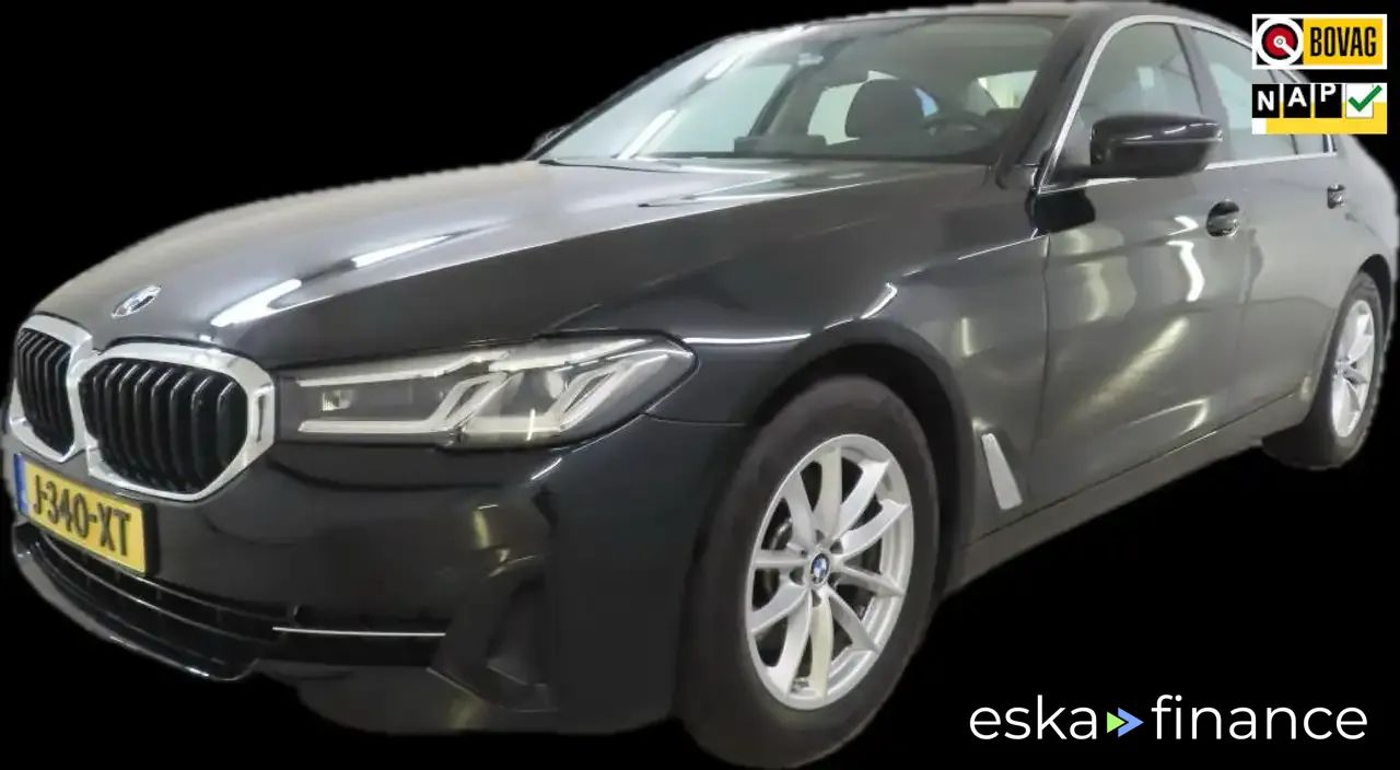 Lízing Sedan BMW 518 2020