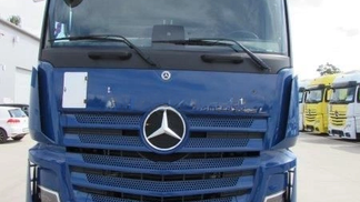 Ciągnik siodłowy MERCEDES ACTROS 2023