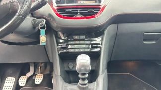 Lízing Hatchback Peugeot 208 2013