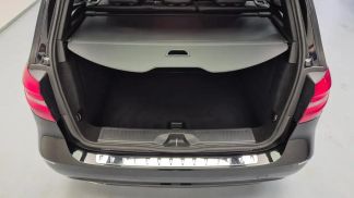 Financování Hatchback MERCEDES B 180 2012