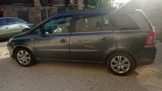 Leasing Le transport des passagers Opel Zafira 2011