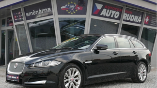 Wóz Jaguar XF 2014