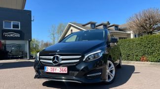 Financování Hatchback MERCEDES B 180 2015