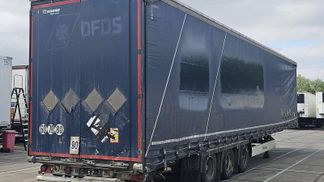 Leasing Semi-trailer Krone N/A MEGA 2015