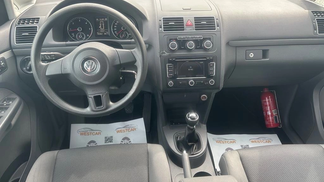 Lízing Kombi Volkswagen Touran 2011