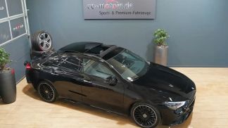 Lízing Sedan MERCEDES CLA 200 2023