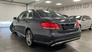 Financování Hatchback MERCEDES E 220 2015