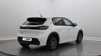 Lízing Sedan Peugeot 208 2021