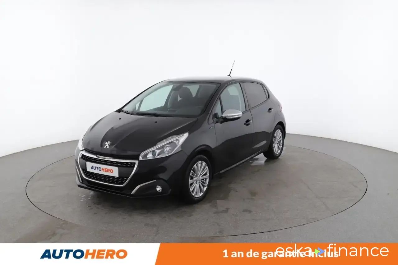 Leasing Hatchback Peugeot 208 2019