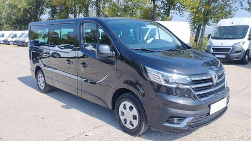 Renault TRAFIC PASSENGER 2024