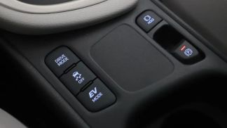 Leasing Hatchback Toyota Yaris 2022
