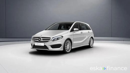 MERCEDES B 180 2018