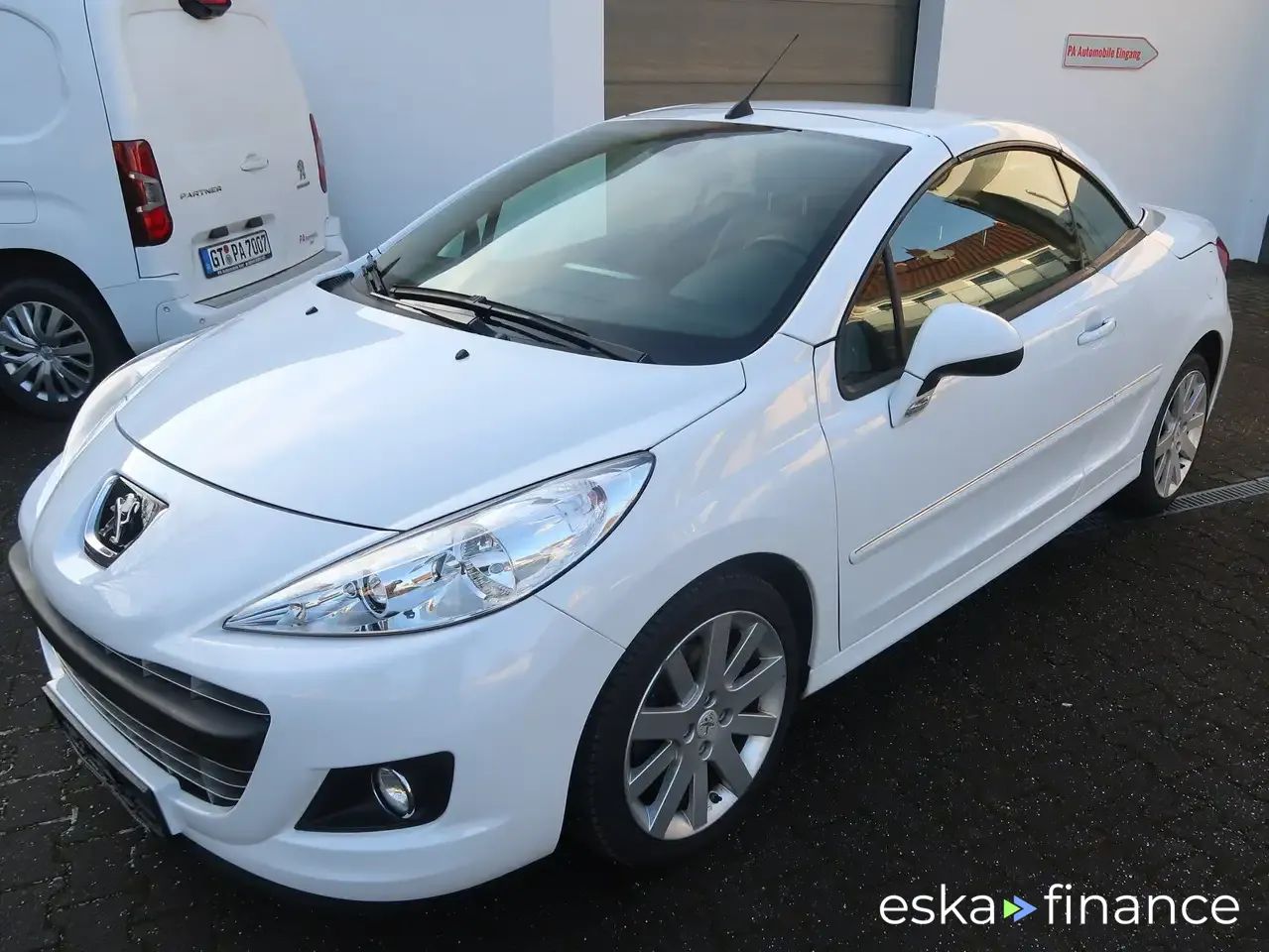 Lízing Kabriolet Peugeot 207 2014