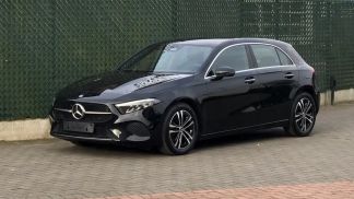 Lízing Hatchback MERCEDES A 180 2024