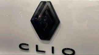 Leasing Sedan Renault Clio 2025