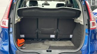 Leasing Le transport des passagers Renault Scenic 2011