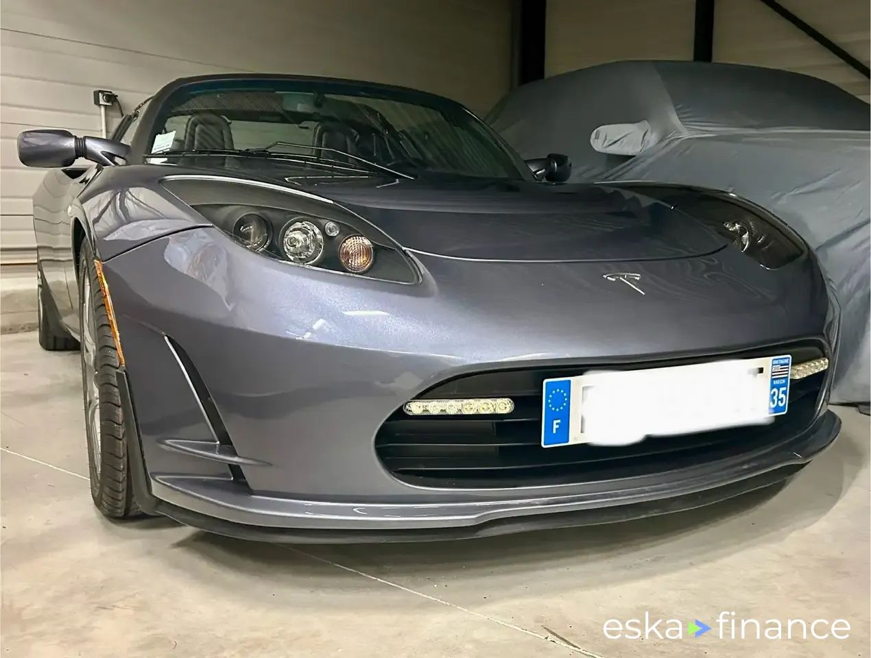 Finansowanie Van Tesla Roadster 2011