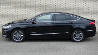 Lízing Sedan Ford Mondeo 2019