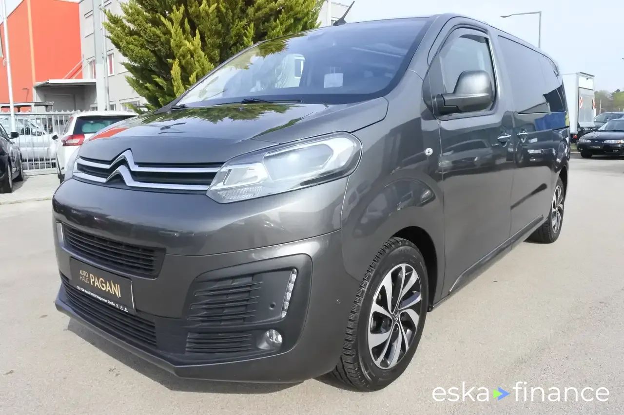 Lízing Hatchback Citroën SpaceTourer 2020