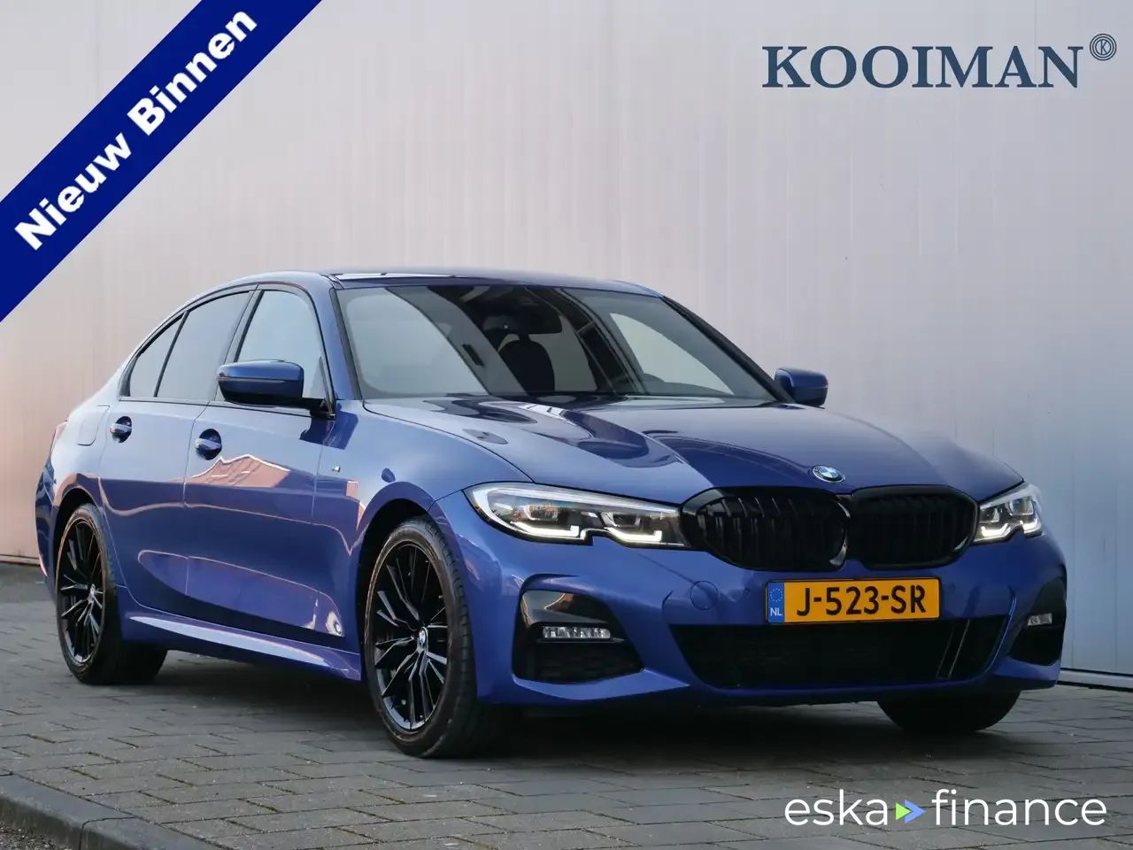 Lízing Sedan BMW 320 2019