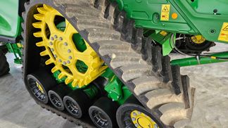 Leasing Combine grain harvester John Deere X9 1100 2023