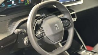 Lízing Sedan Peugeot E-2008 2023