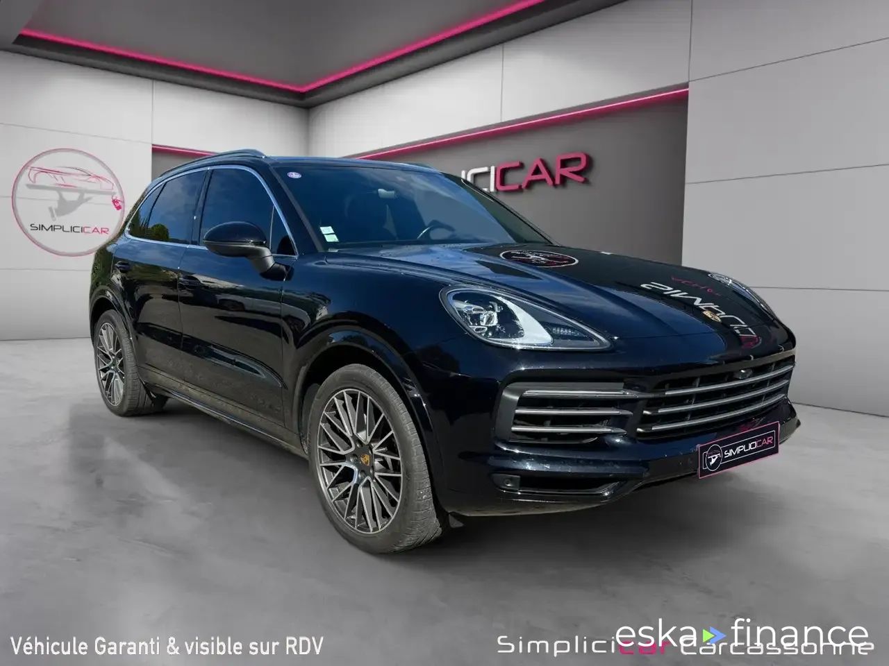 Leasing Wagon Porsche Cayenne 2017